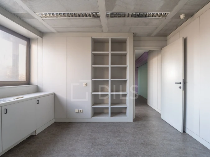 Escritório para Arrendamento em Lordelo do Ouro e Massarelos Foto 20