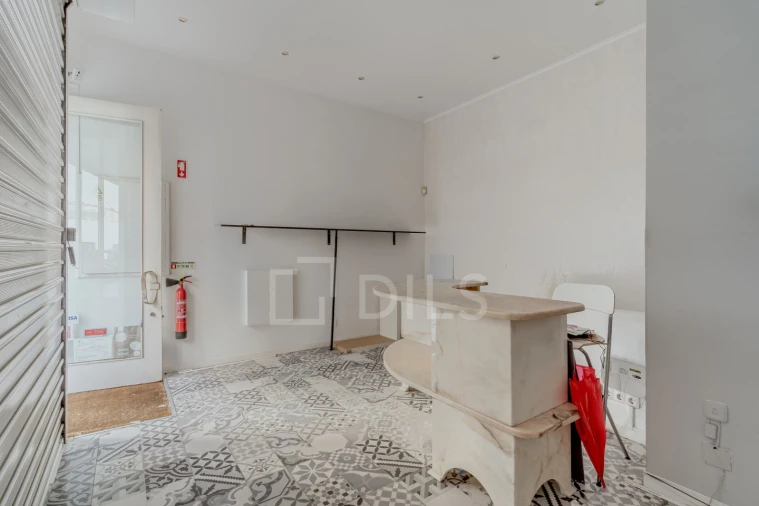 Loja para Venda em Campo de Ourique Foto 4