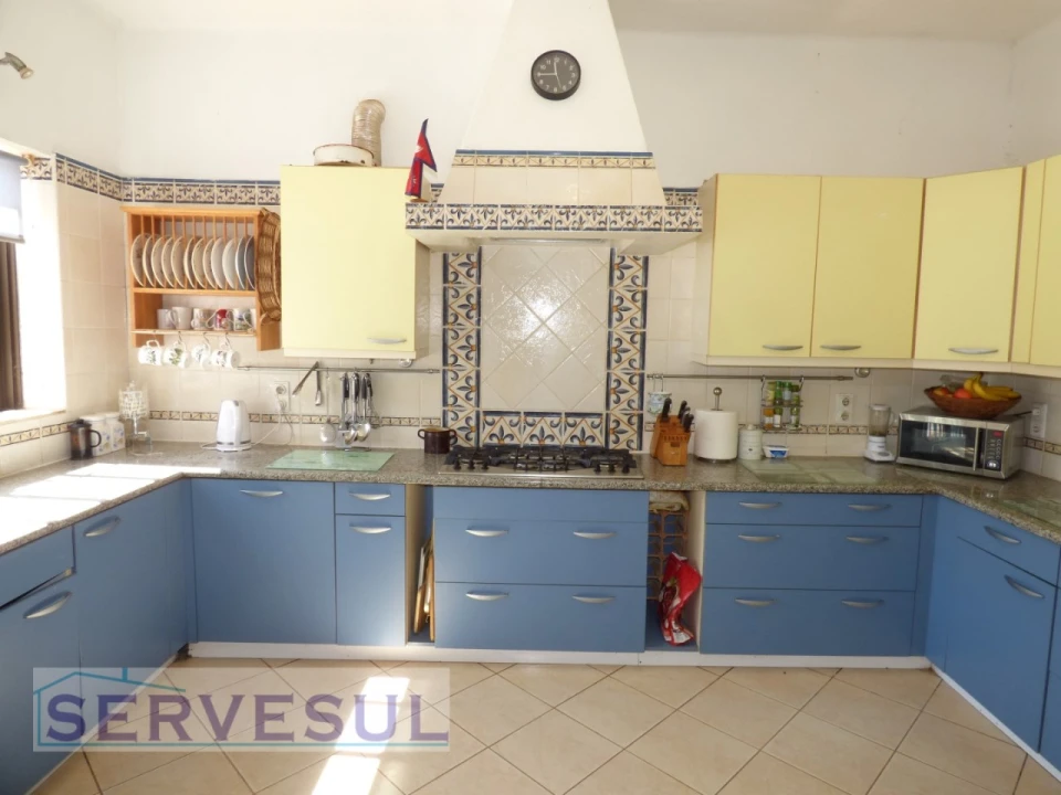 Moradia T4 para Venda em São Bartolomeu de Messines Foto 5