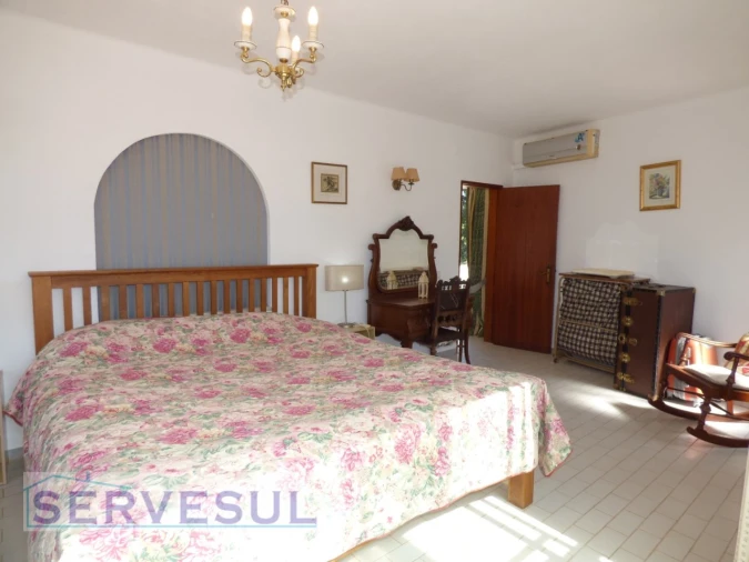 Moradia T4 para Venda em São Bartolomeu de Messines Foto 25