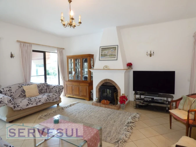 Moradia T4 para Venda em São Bartolomeu de Messines Foto 8