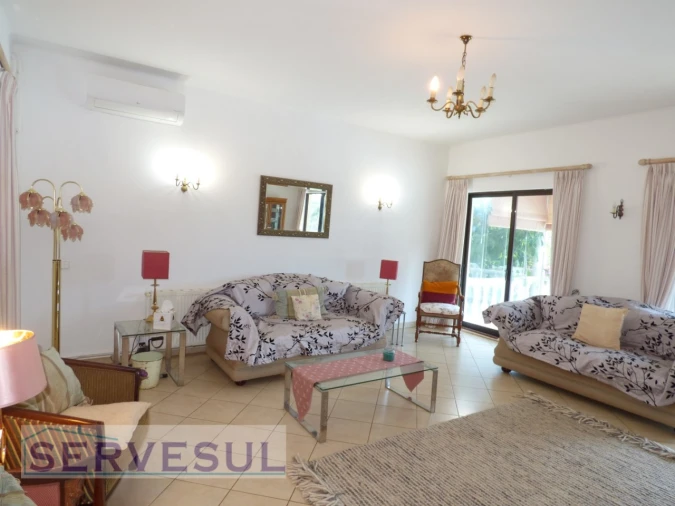 Moradia T4 para Venda em São Bartolomeu de Messines Foto 9