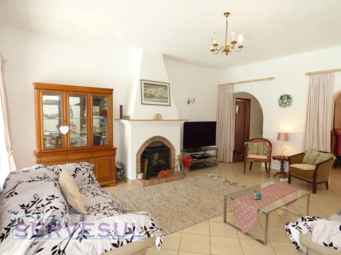 Moradia T4 para Venda em São Bartolomeu de Messines Foto 2