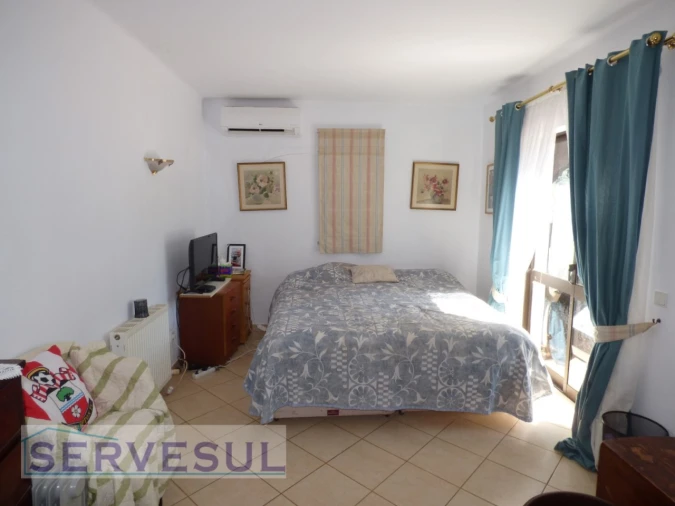 Moradia T4 para Venda em São Bartolomeu de Messines Foto 15