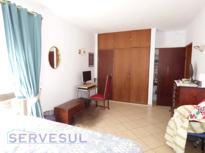 Moradia T4 para Venda em São Bartolomeu de Messines Foto 16