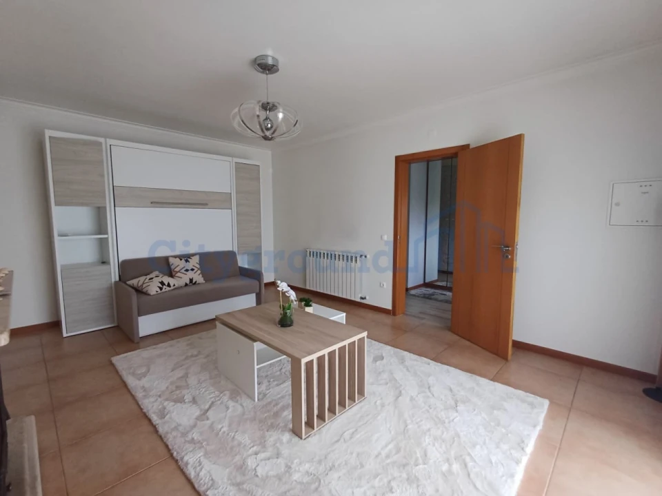 Moradia T4 para Venda em Bajouca Foto 5