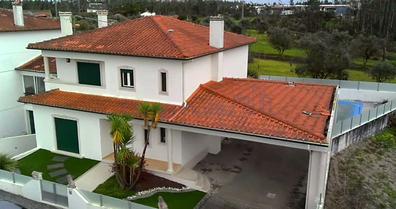 Moradia T4 para Venda em Bajouca Foto 44