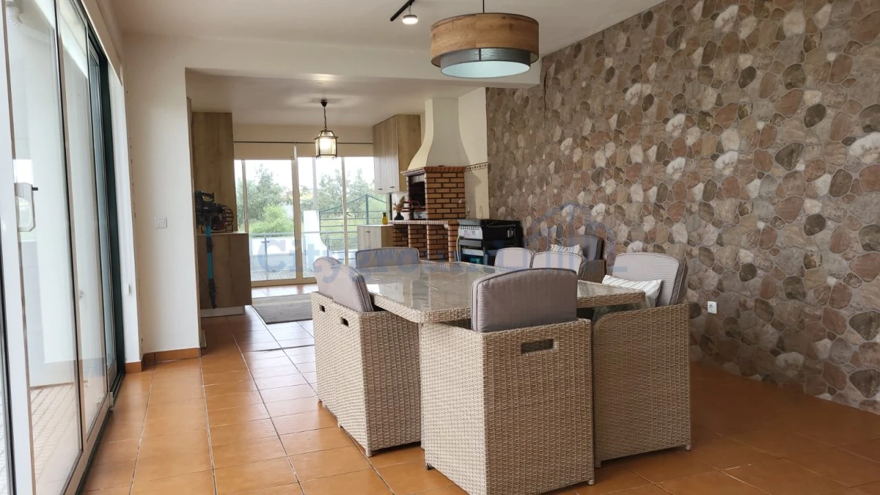 Moradia T4 para Venda em Bajouca Foto 12
