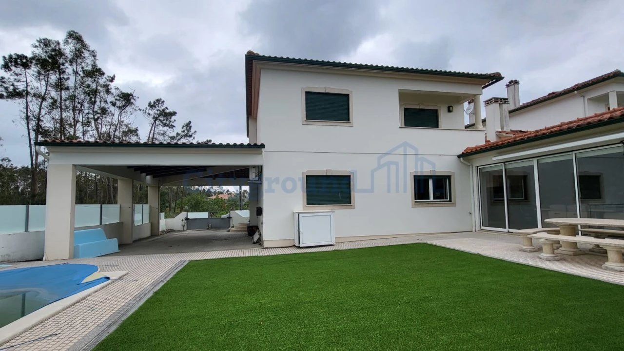 Moradia T4 para Venda em Bajouca Foto 26