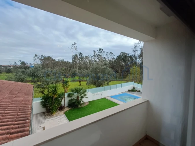 Moradia T4 para Venda em Bajouca Foto 24