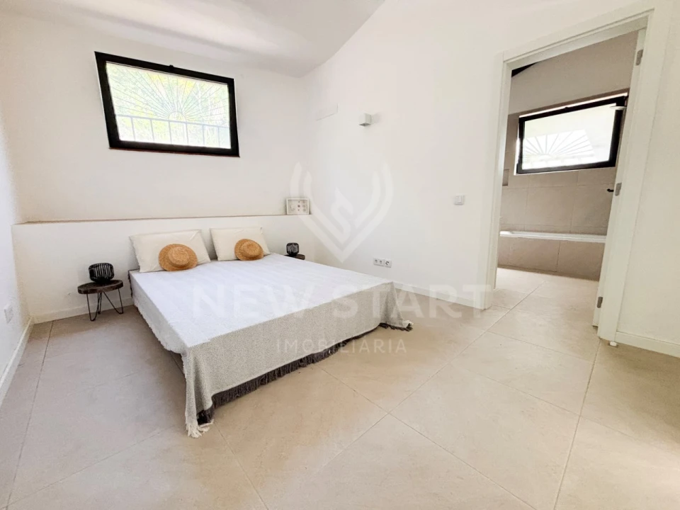 Moradia T3 para Venda em Santa Barbara de Nexe Foto 10