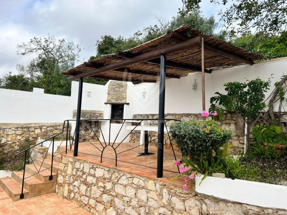 Moradia T3 para Venda em Santa Barbara de Nexe Foto 19