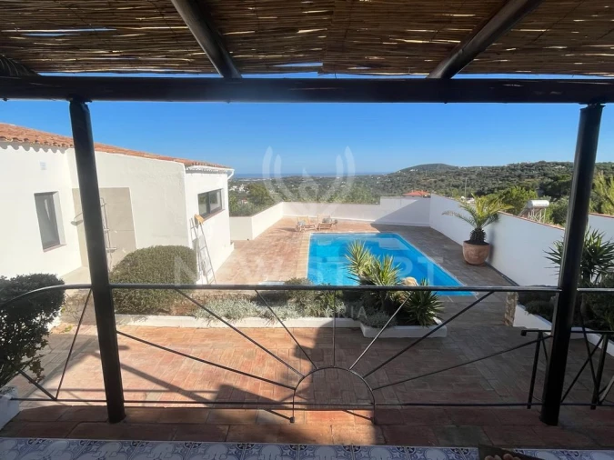 Moradia T3 para Venda em Santa Barbara de Nexe Foto 20