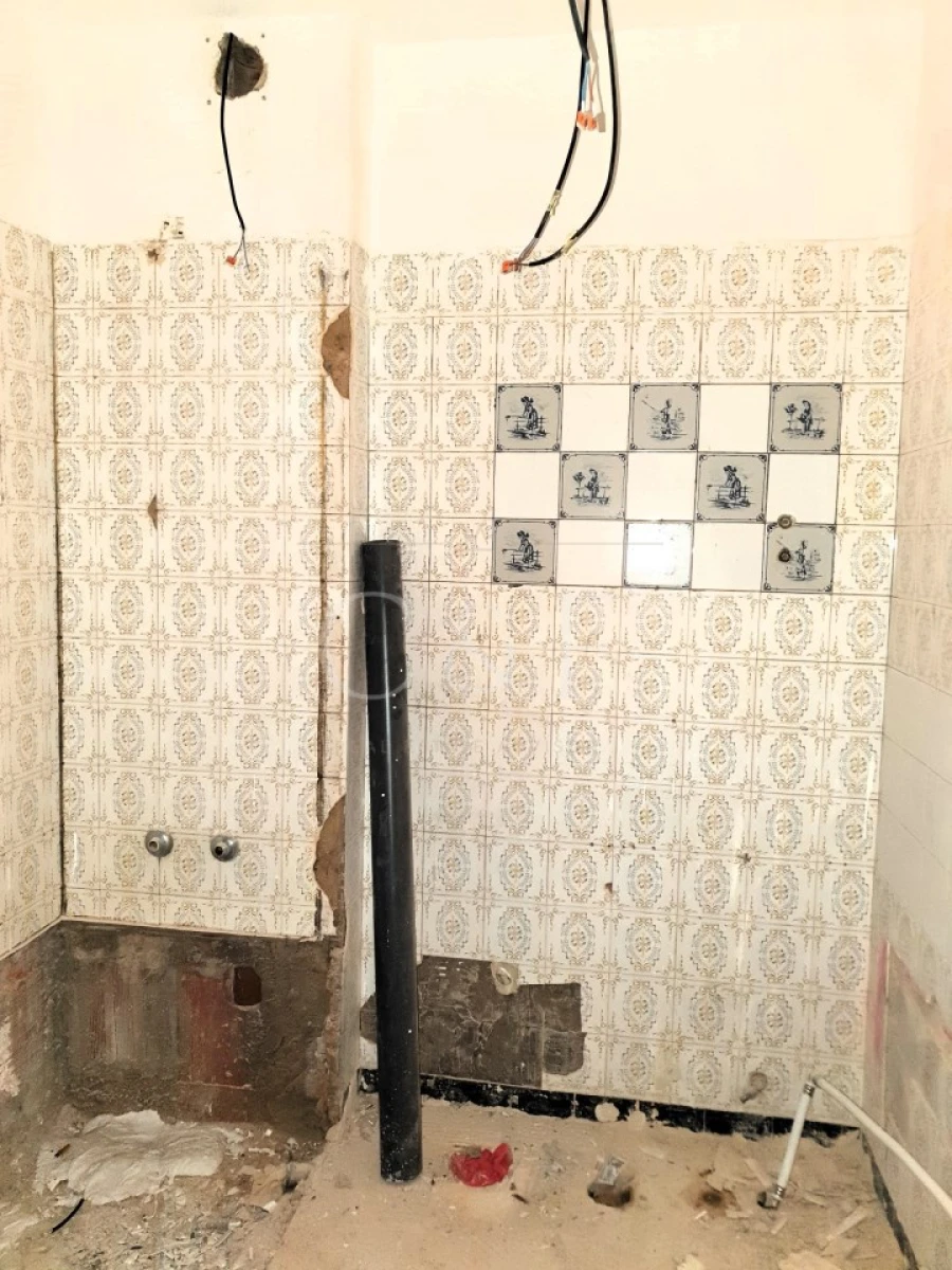 Apartamento T2 para Venda em Odivelas Foto 16