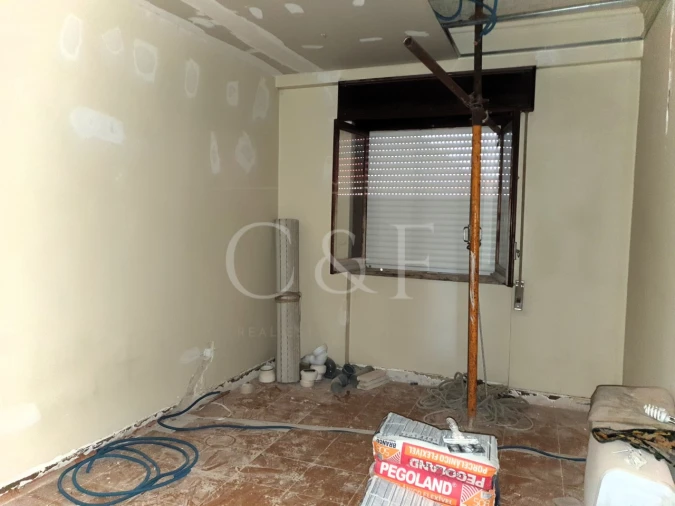 Apartamento T2 para Venda em Odivelas Foto 8