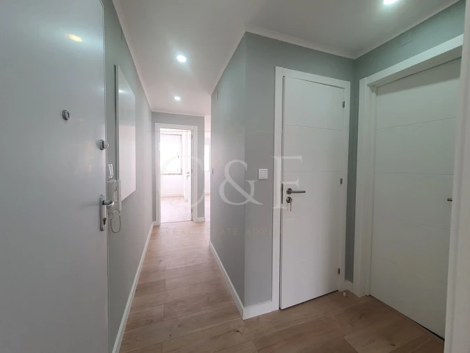 Apartamento T3 para Venda em Odivelas Foto 8