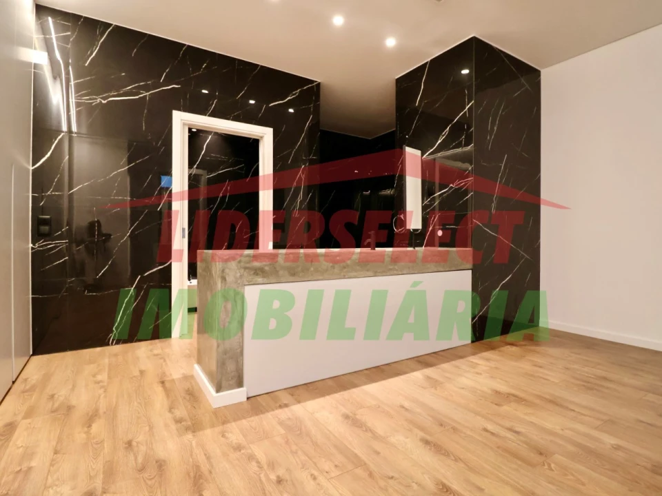 Apartamento T3 para Venda em Lourinhã e Atalaia Foto 13