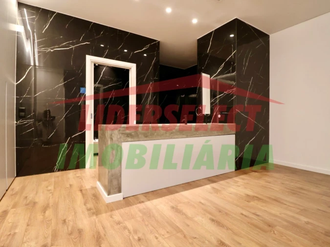 Apartamento T3 para Venda em Lourinhã e Atalaia Foto 13