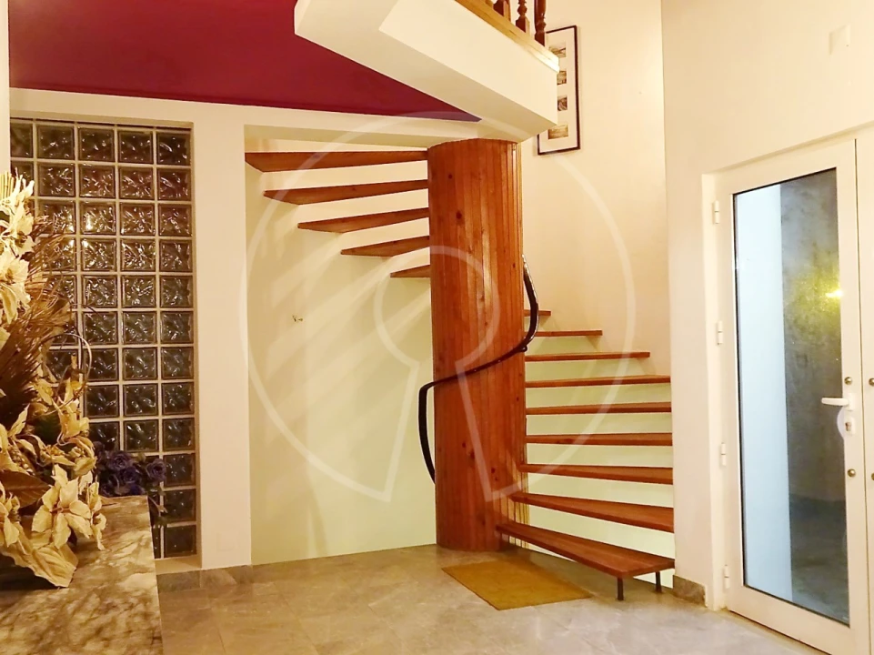 Moradia T6 para Venda em Oeiras e São Julião da Barra, Paço de Arcos e Caxias Foto 12