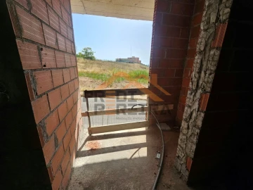 Apartamento T2 para Venda em Santo António dos Cavaleiros e Frielas