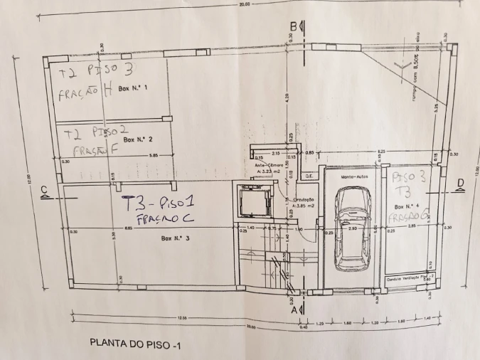 Apartamento T2 para Venda em Santo António dos Cavaleiros e Frielas Planta 3