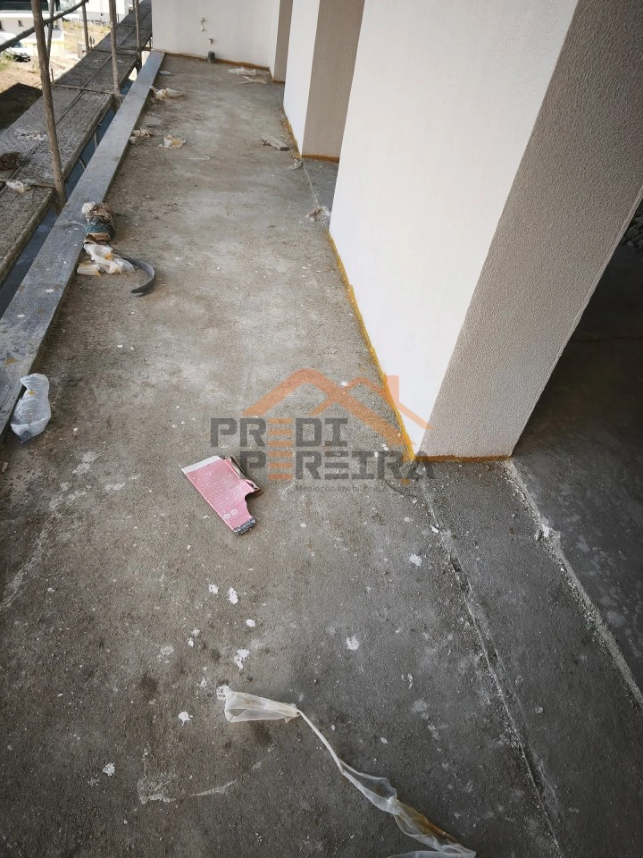 Apartamento T3 para Venda em Santo António dos Cavaleiros e Frielas Foto 12
