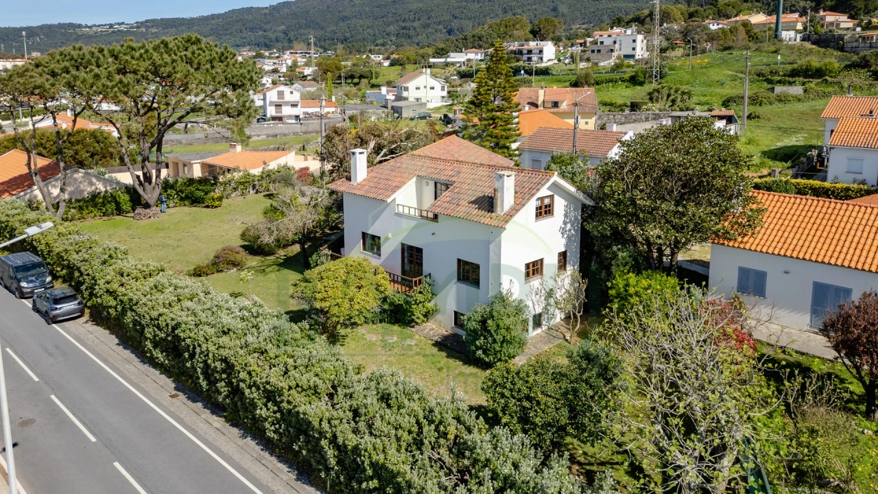 Moradia T4 para Venda em Moledo e Cristelo Foto 3