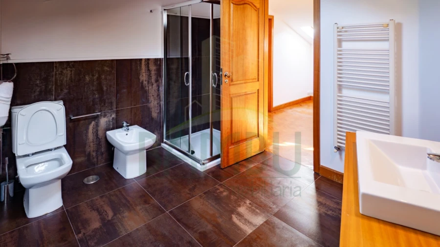 Moradia T4 para Venda em Moledo e Cristelo Foto 28