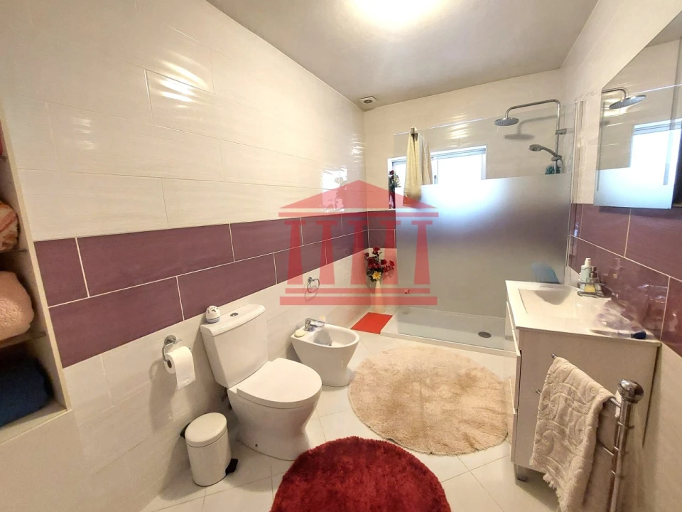 Moradia T3 para Venda em Palme Foto 22