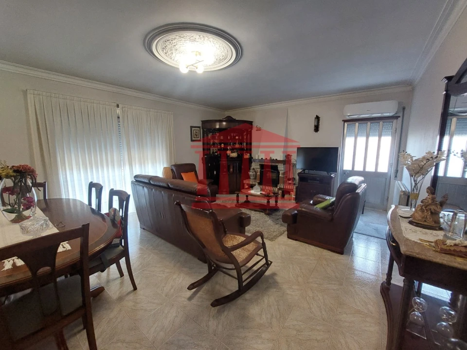 Moradia T3 para Venda em Palme Foto 18