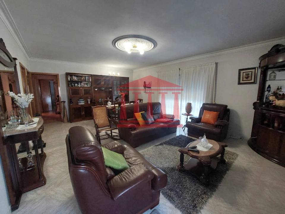 Moradia T3 para Venda em Palme Foto 17