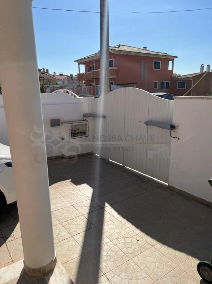 Moradia T3 para Venda em Charneca de Caparica e Sobreda Foto 32