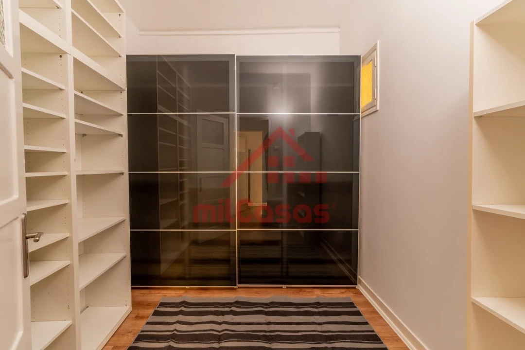 Apartamento T4 para Venda em Santa Maria, São Pedro e Matacães Foto 22