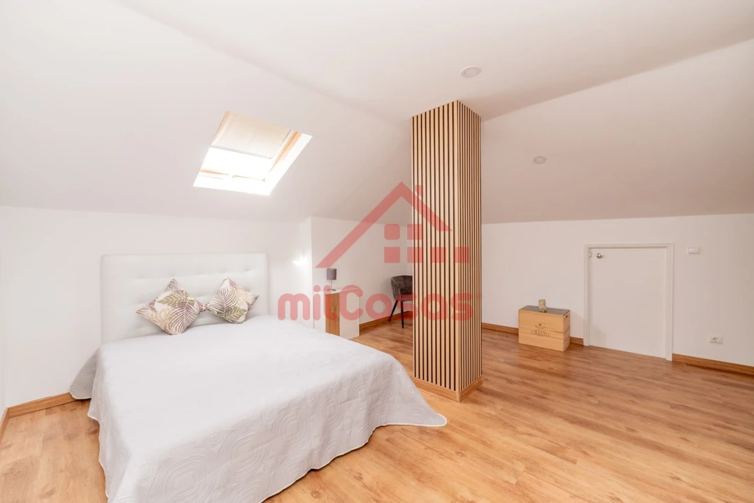 Apartamento T4 para Venda em Santa Maria, São Pedro e Matacães Foto 27