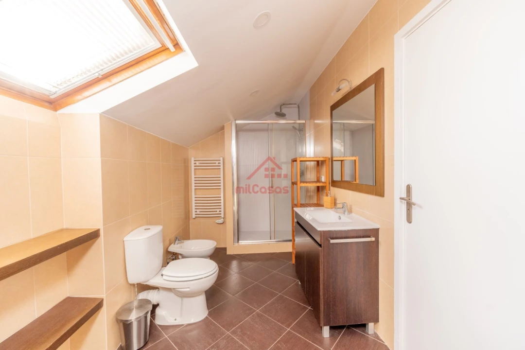 Apartamento T4 para Venda em Santa Maria, São Pedro e Matacães Foto 31