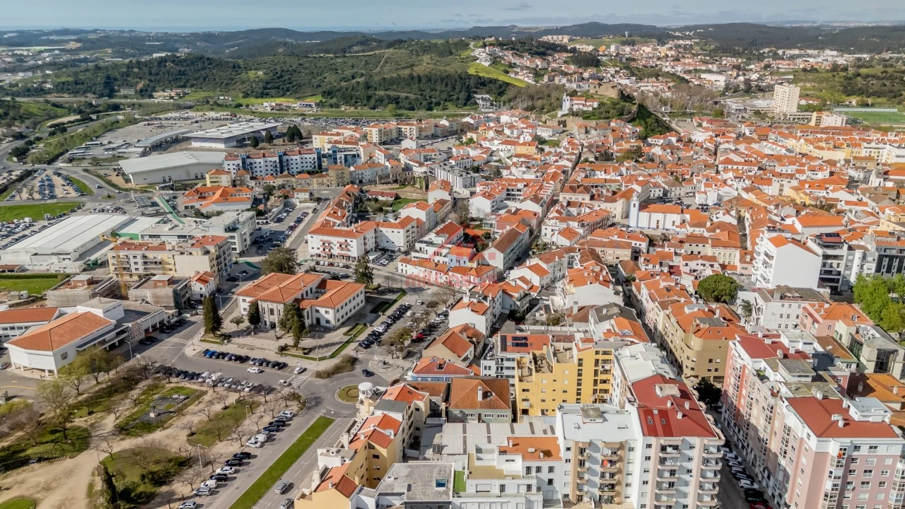 Apartamento T4 para Venda em Santa Maria, São Pedro e Matacães Foto 35