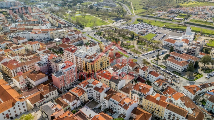 Apartamento T4 para Venda em Santa Maria, São Pedro e Matacães