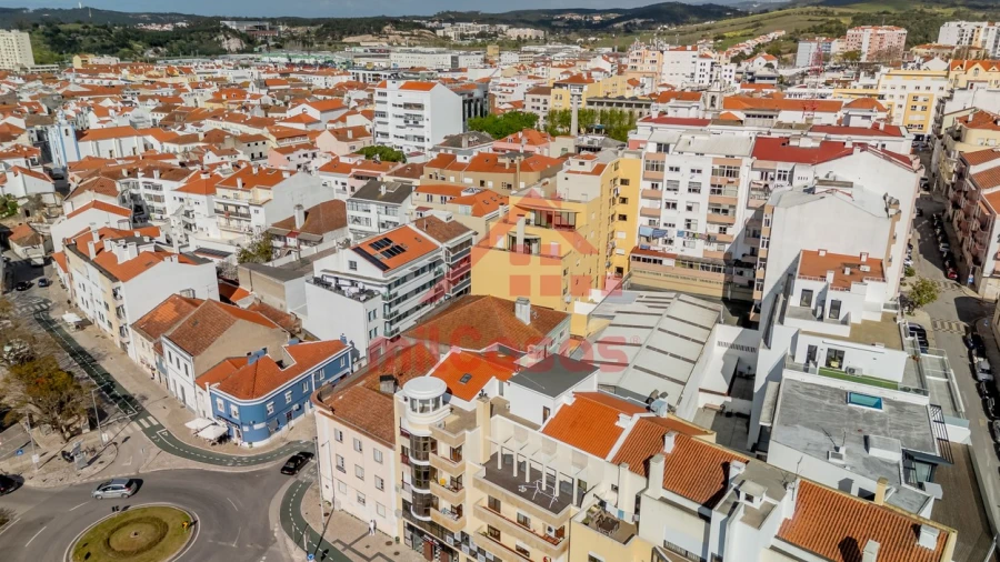Apartamento T4 para Venda em Santa Maria, São Pedro e Matacães Foto 2