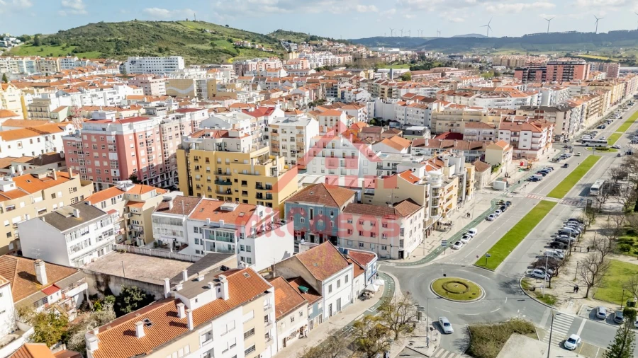 Apartamento T4 para Venda em Santa Maria, São Pedro e Matacães Foto 3