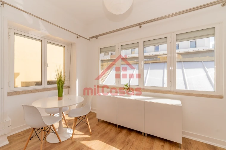 Apartamento T4 para Venda em Santa Maria, São Pedro e Matacães Foto 8