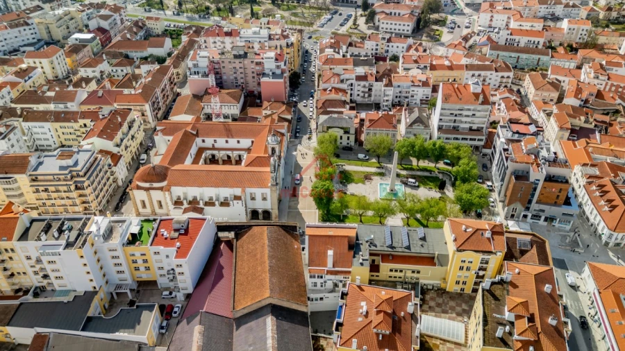 Apartamento T4 para Venda em Santa Maria, São Pedro e Matacães Foto 32