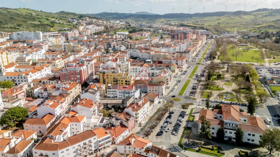 Apartamento T4 para Venda em Santa Maria, São Pedro e Matacães Foto 36