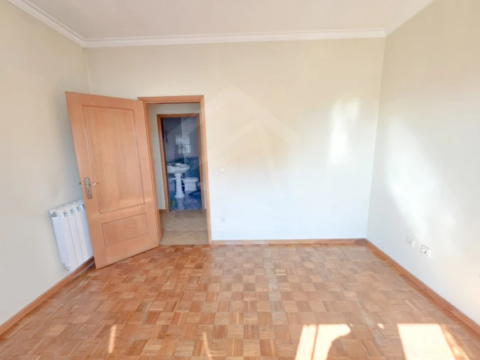 Apartamento T3 para Venda em Carregosa Foto 16
