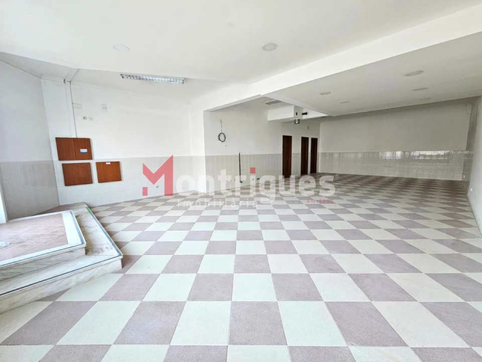 Loja para Arrendamento em Montijo e Afonsoeiro Foto 1
