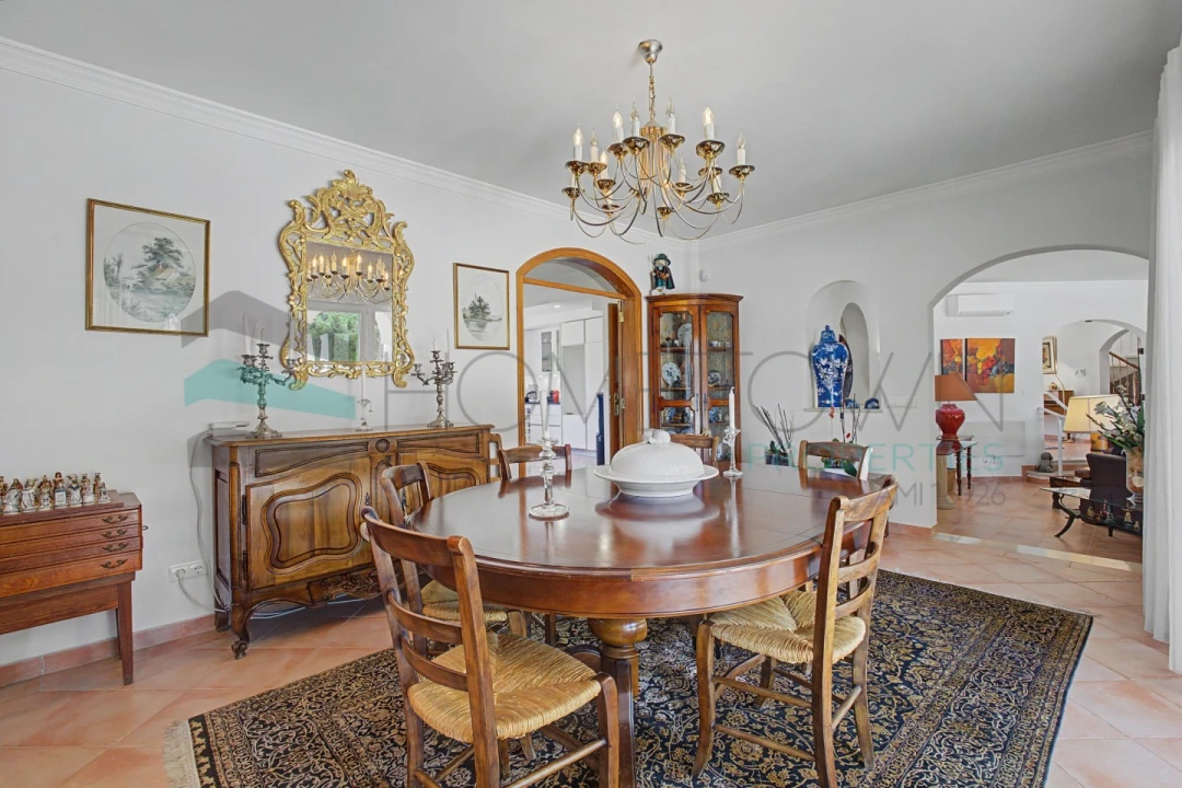 Moradia T5 para Venda em Almancil Foto 9