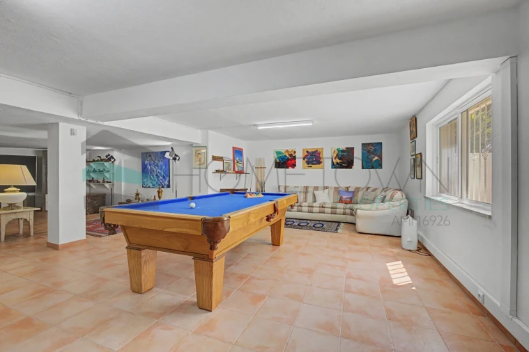 Moradia T5 para Venda em Almancil Foto 48