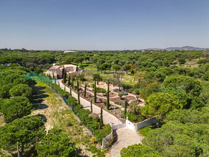 Moradia T5 para Venda em Almancil Foto 6