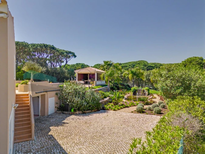 Moradia T5 para Venda em Almancil Foto 35