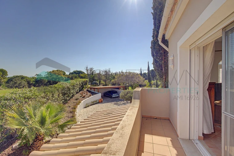 Moradia T5 para Venda em Almancil Foto 27