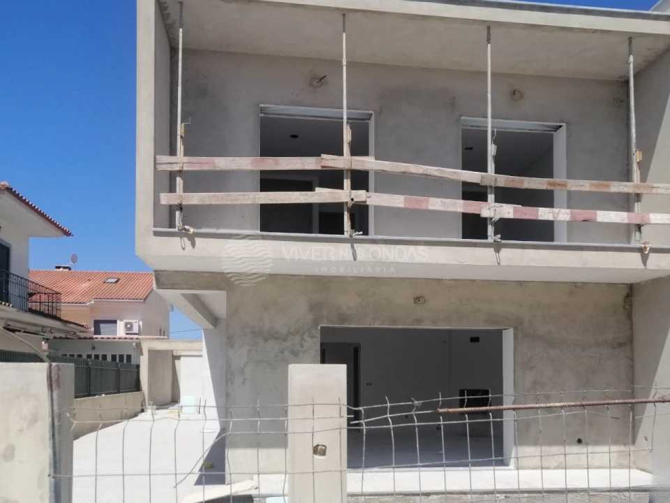 Moradia T3 para Venda em Fernao Ferro Foto 1